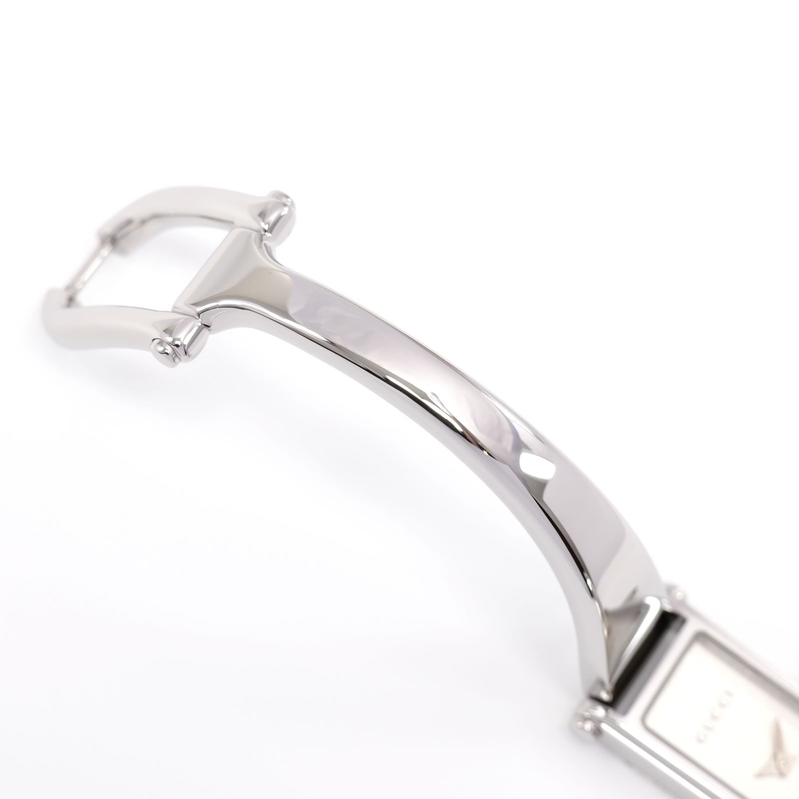 Gucci 1500L Stainless Steel bangle top