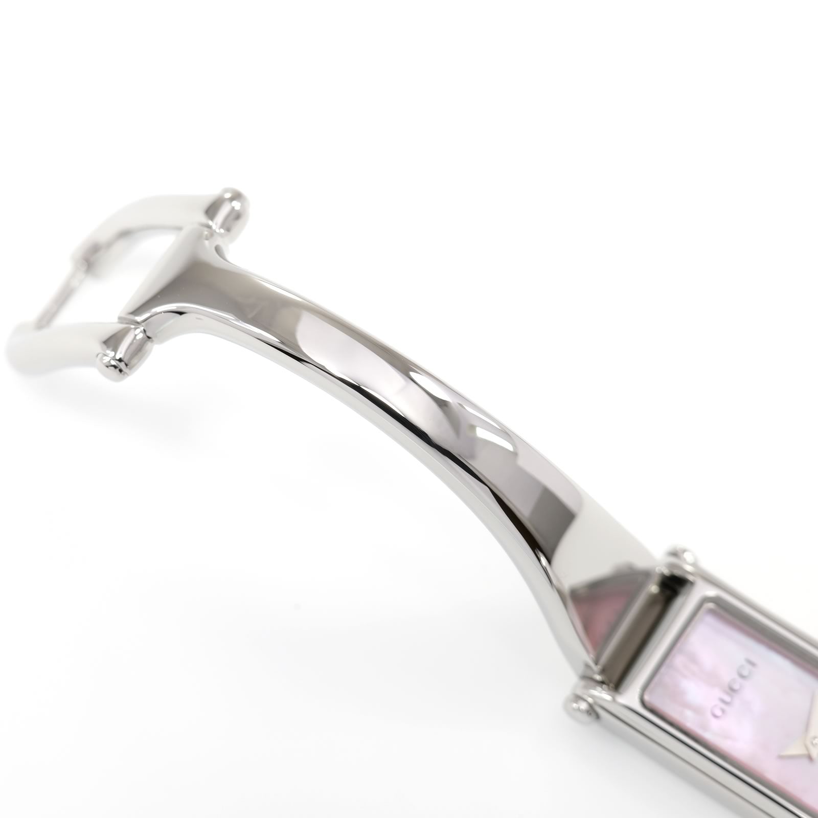 Gucci 1500L Stainless Steel bangle top