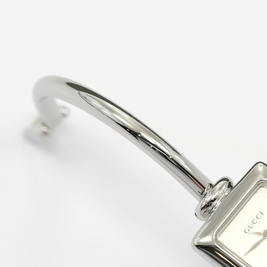Gucci 1900L Stainless Steel bangle top