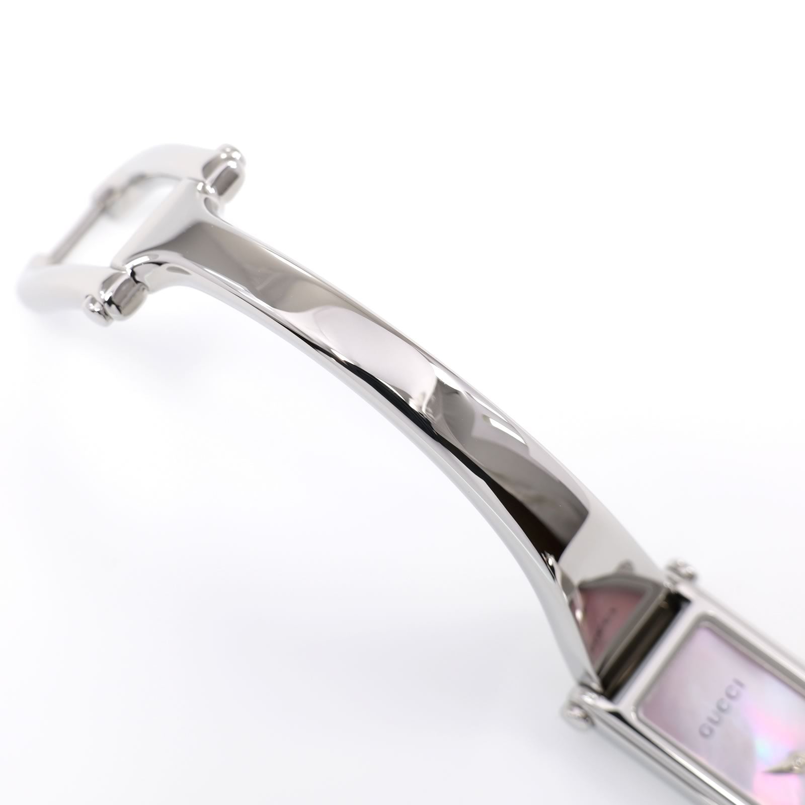 Gucci 1500L stainless steel bangle top