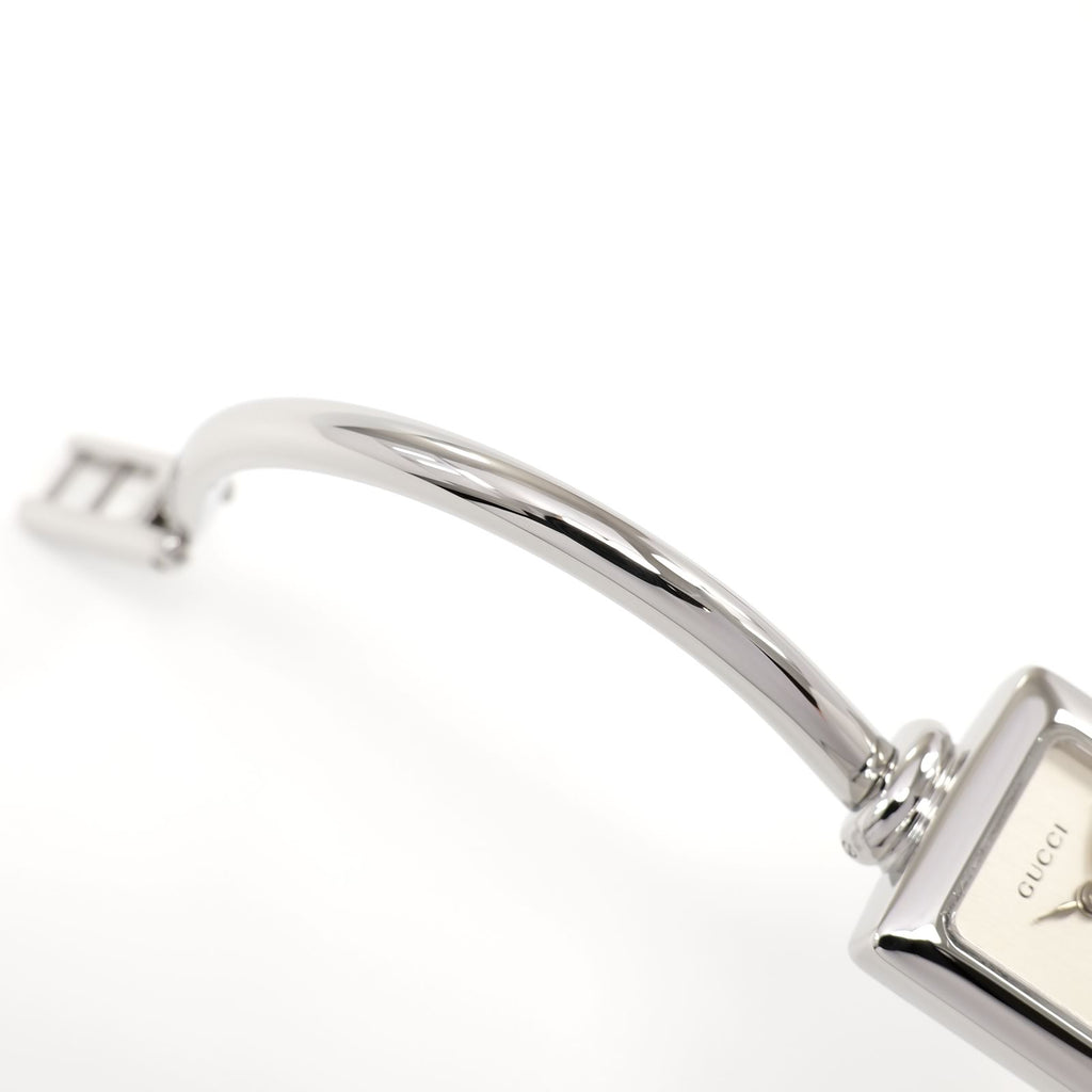 Gucci 1900L Stainless Steel bangle top