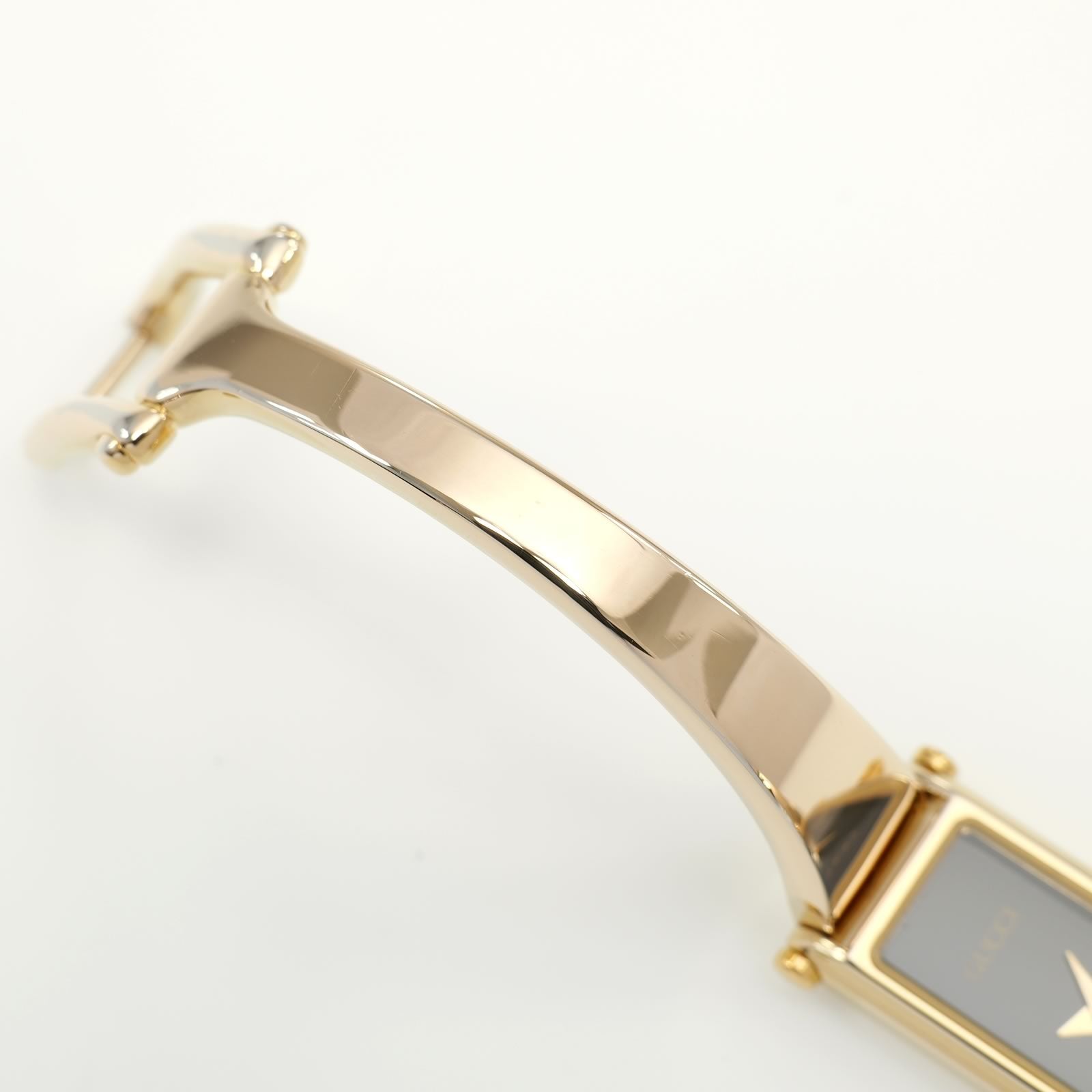 Gucci 1500L 18k Gold Plated Bangle top