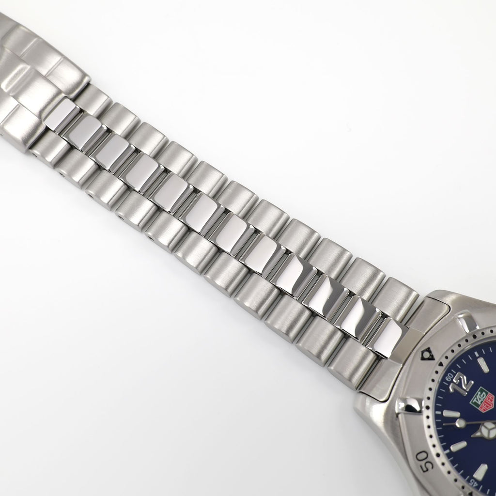 TAG Heuer 2000 WK1113-0 stainless steel bracelet top