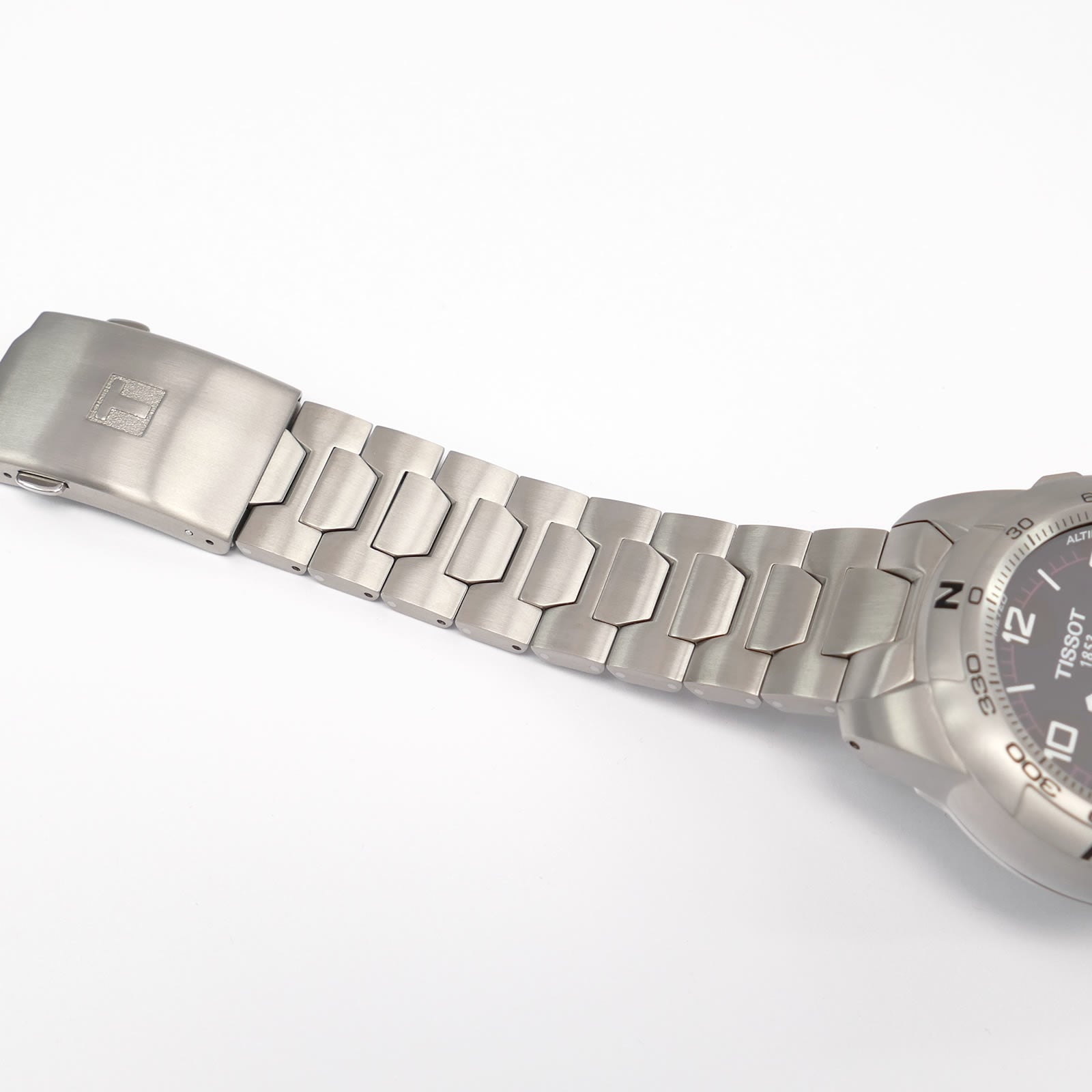 Tissot T-Touch II T047420A Titanium bracelet top
