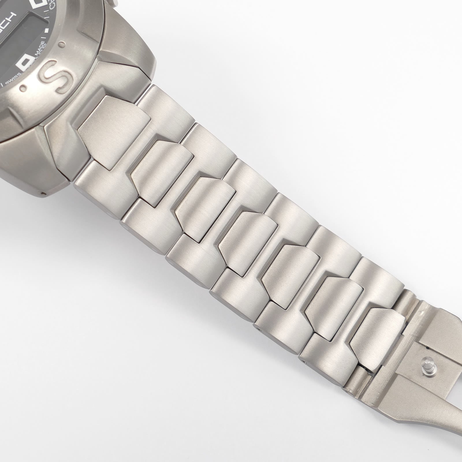 Tissot T-Touch Z252/352 Titanium bracelet top