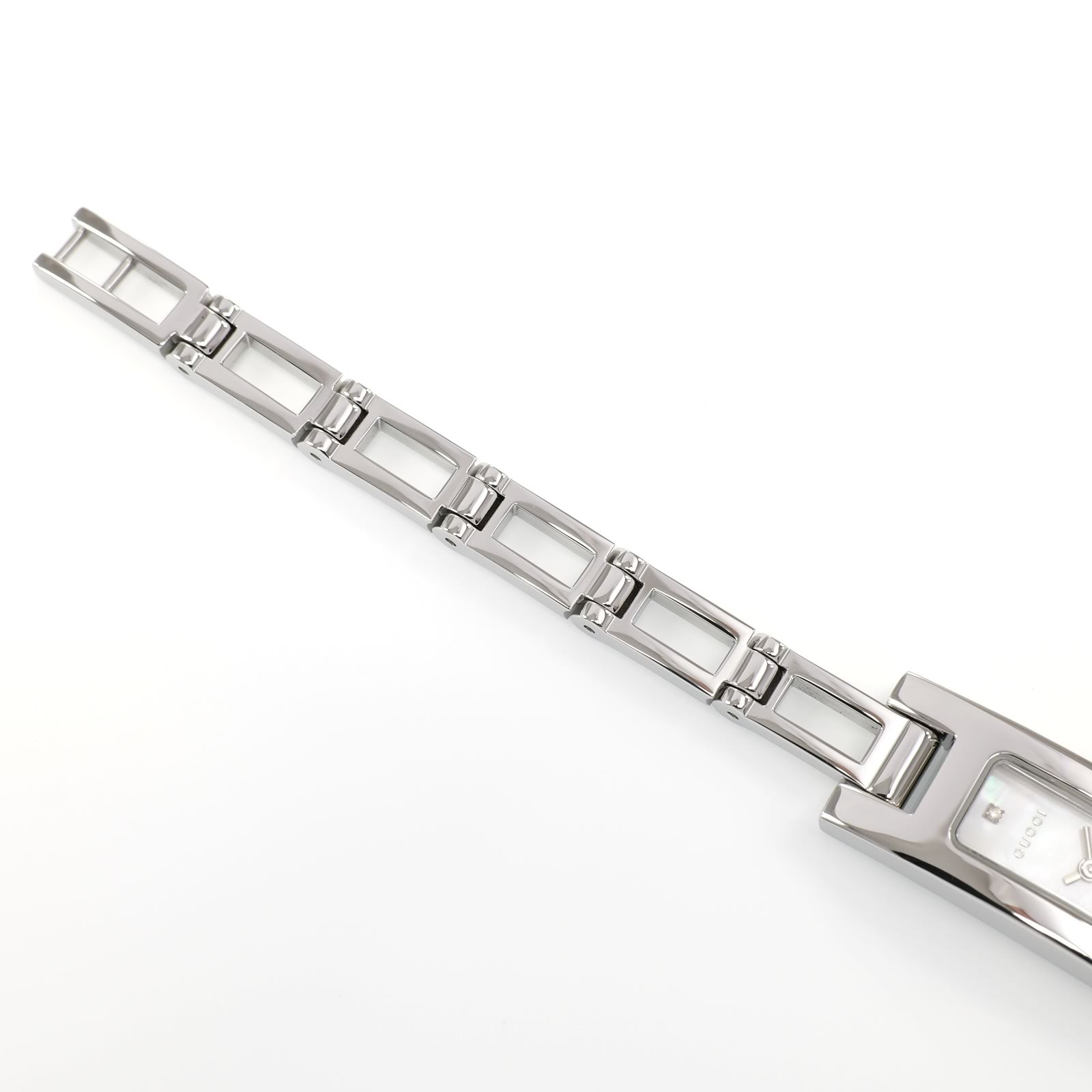 Gucci 3900L stainless steel bracelet top