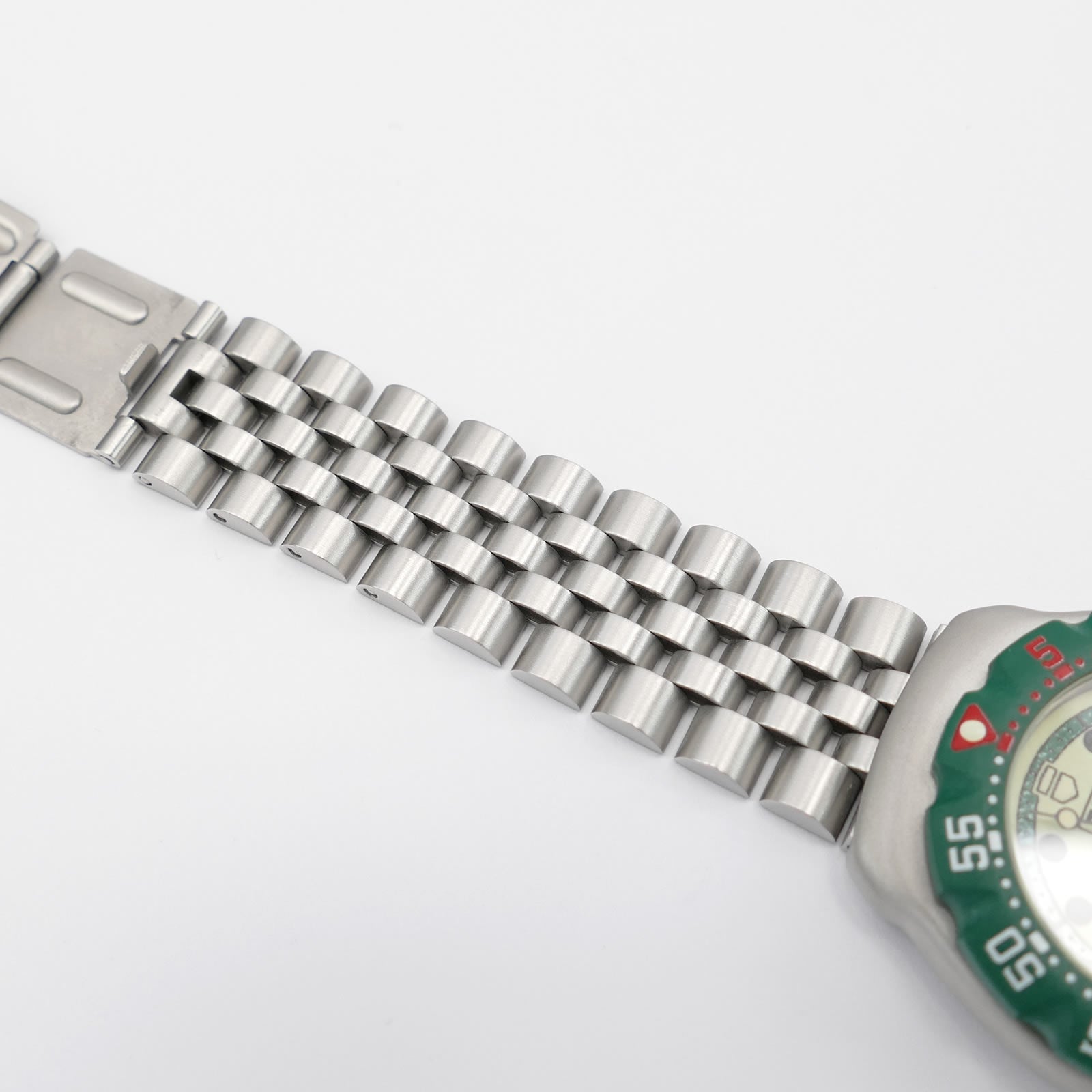 TAG Heuer Formula 1 Luminous Green 372.513 Men's 35mm Mid Size
