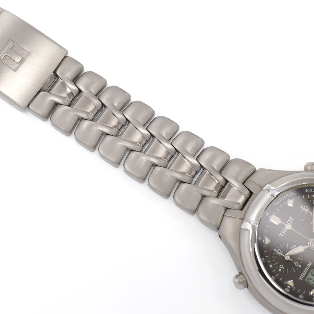 Tissot Titanium T670 titanium bracelet top