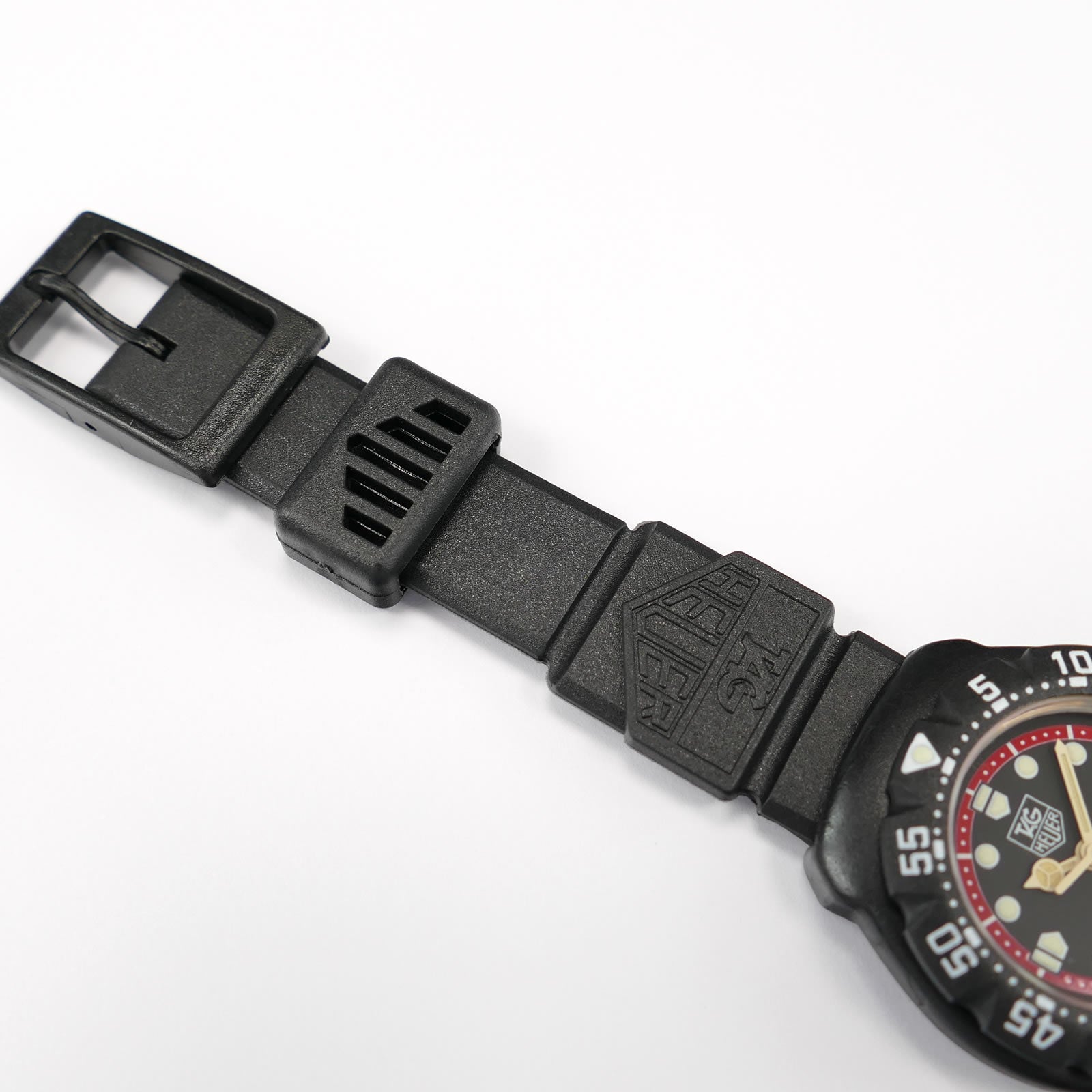 TAG Heuer Formula 1 383.508 New Black Plastic Strap top