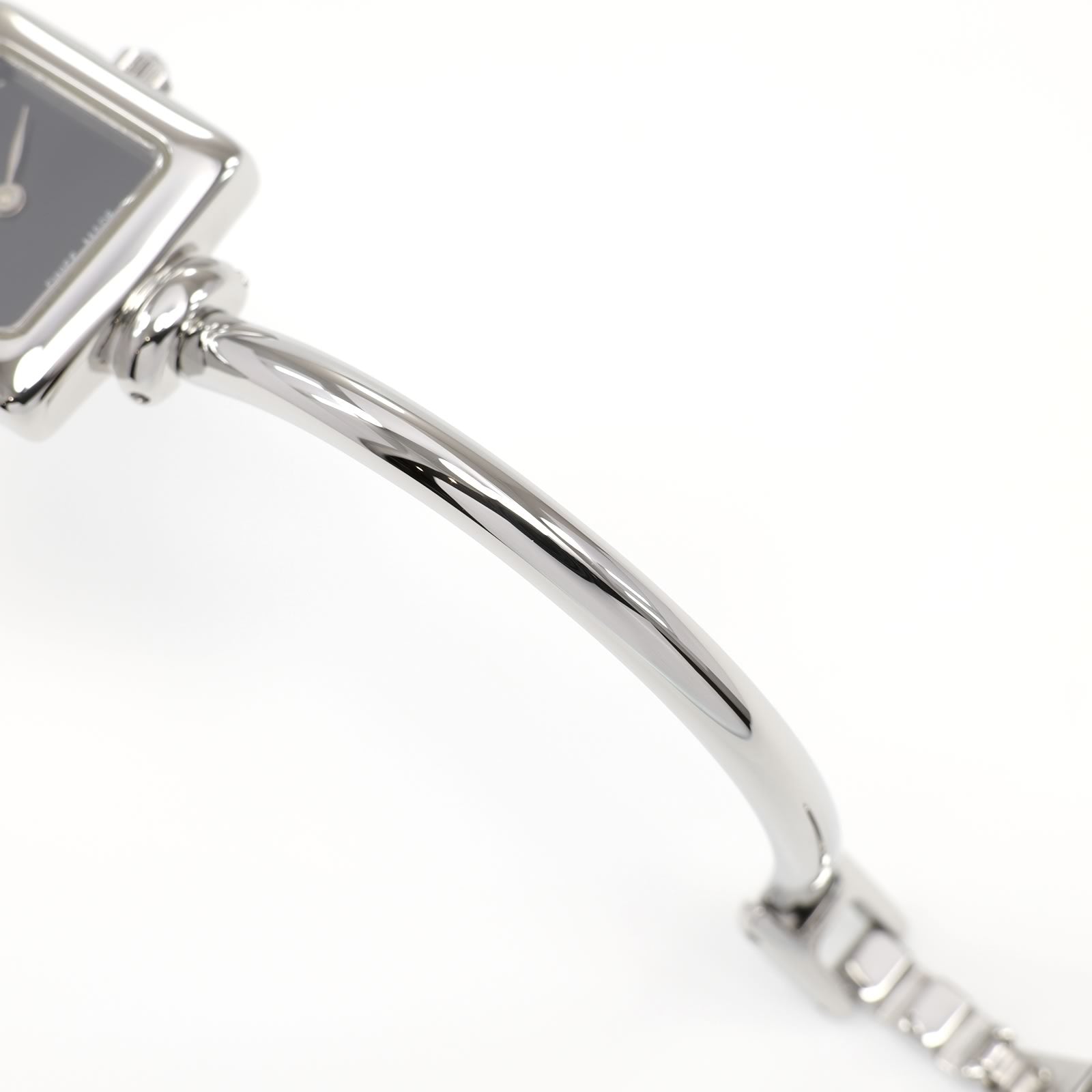 Gucci 1900L Stainless Steel bangle bottom