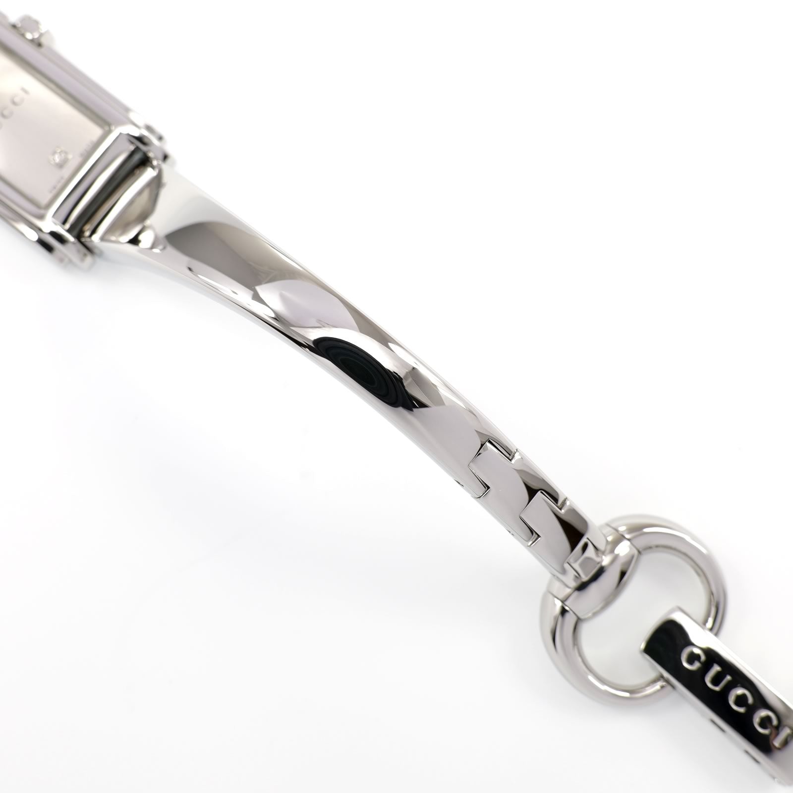 Gucci G-Line 109 stainless steel bangle bottom