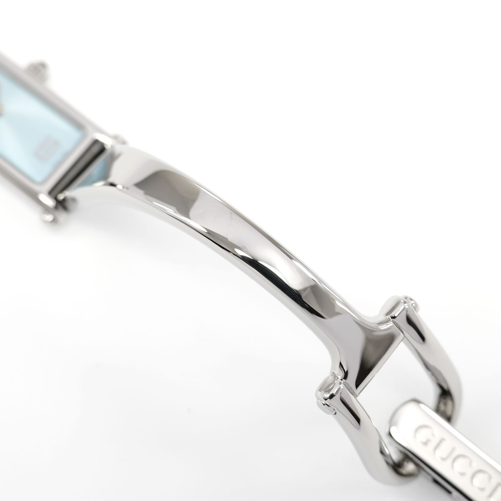 Gucci 1500L stainless steel bangle bottom