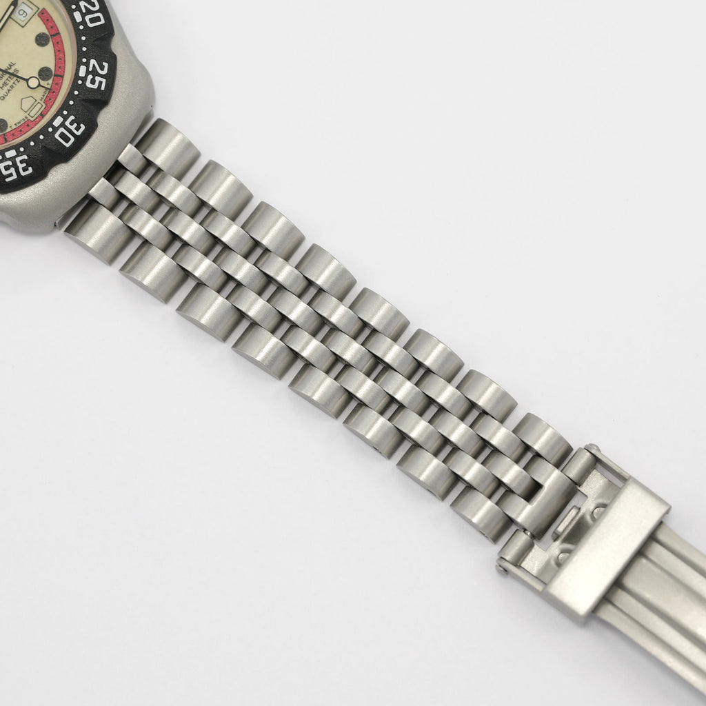 TAG Heuer Formula 1 371.508 stainless steel bracelet bottom