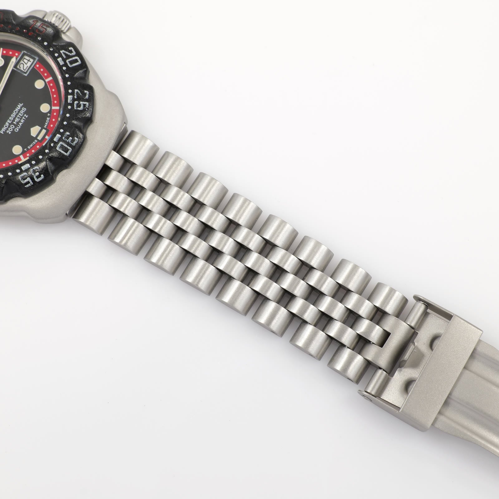 TAG Heuer Formula 1 WA1214 Black and Red Men's 35mm Mid Size