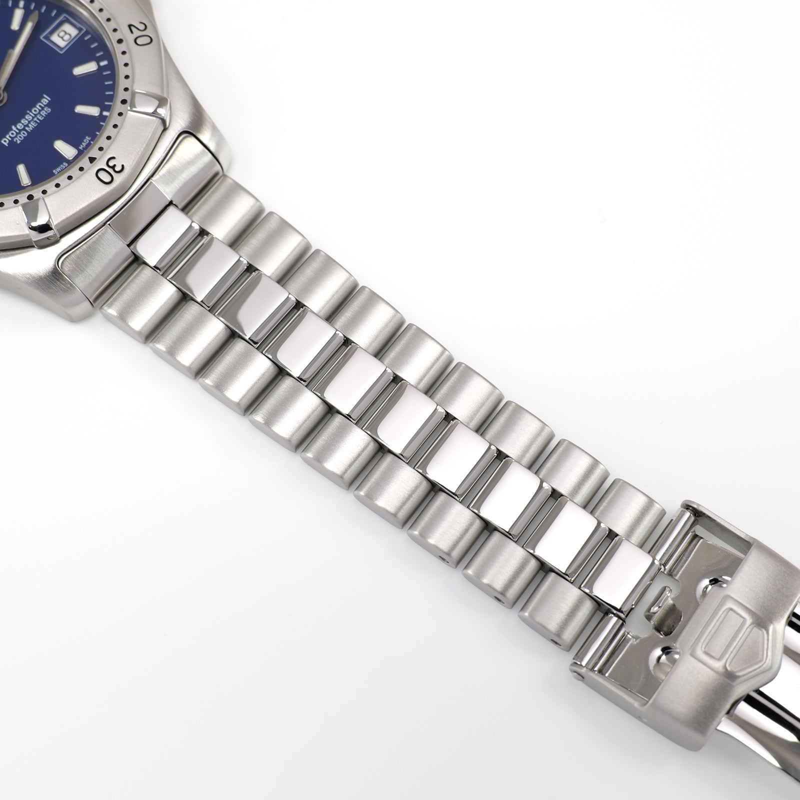 TAG Heuer 2000 WK1113-0 stainless steel bracelet bottom