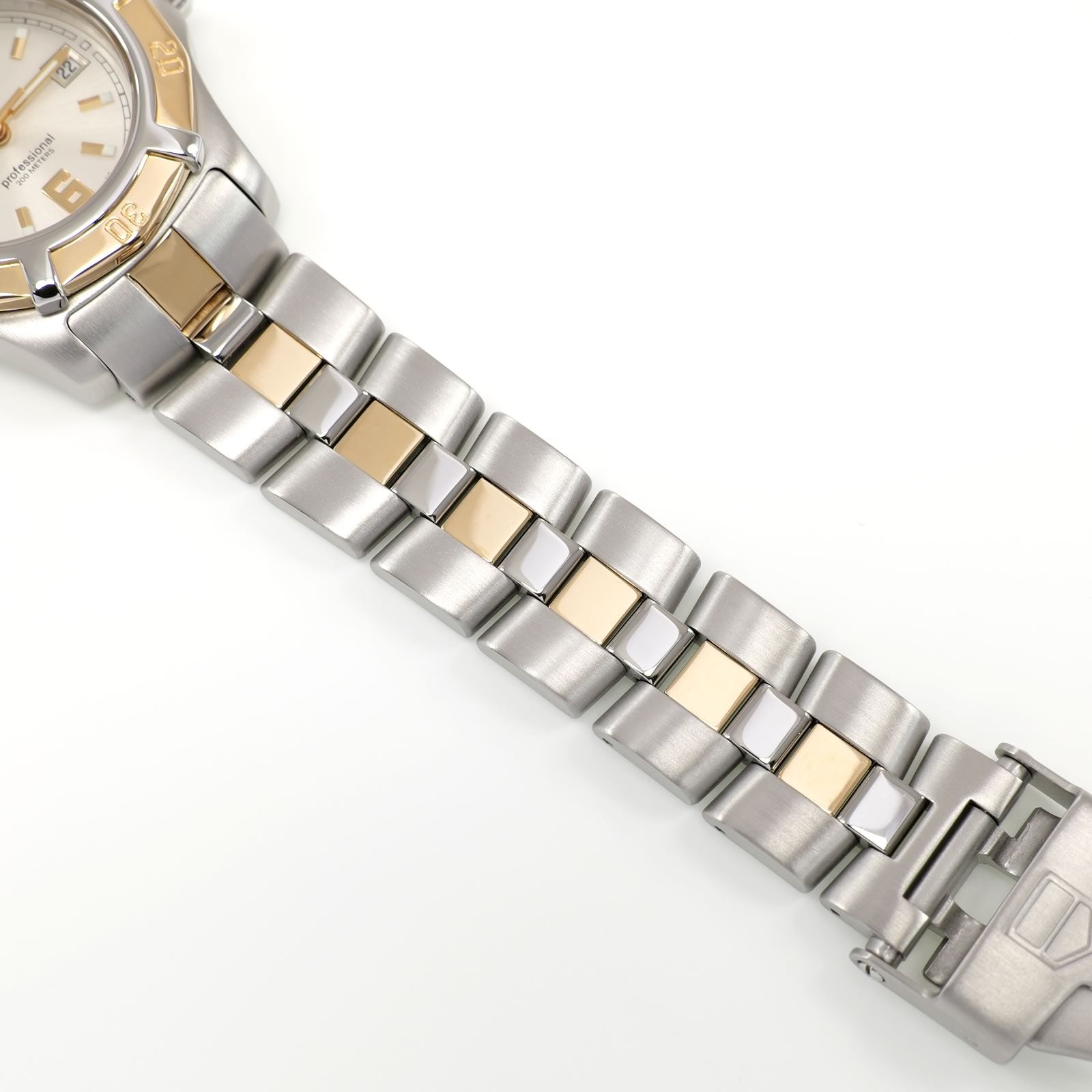 TAG Heuer 2000 Exclusive WN1353 stainless steel and 18k gold BD0342 bracelet bottom