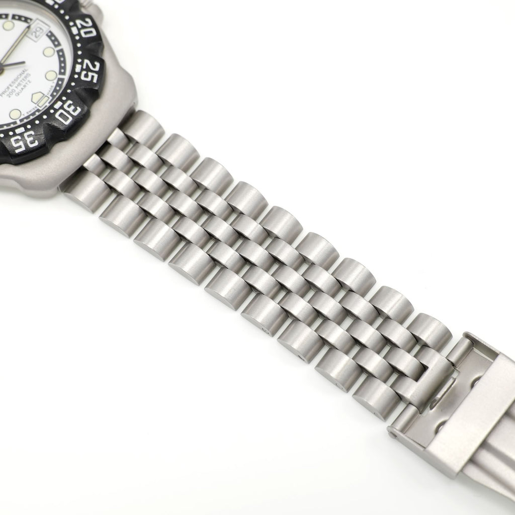 TAG Heuer Formula 1 WA1218 stainless steel bracelet bottom