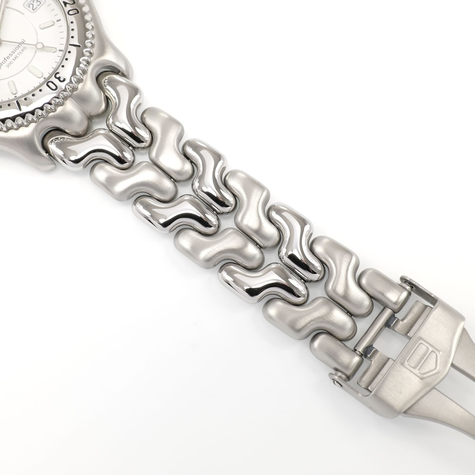 TAG Heuer SEL WG1112-K0 stainless steel s-link bracelet bottom