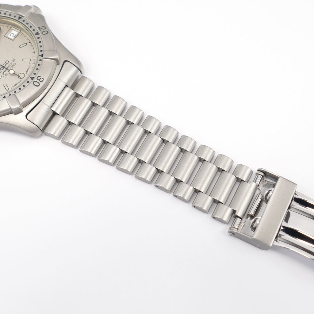 TAG Heuer 2000 962.206 stainless steel 300/3 bracelet bottom