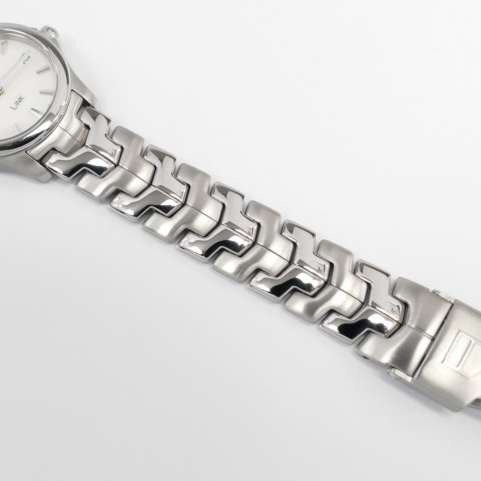 TAG Heuer Link WJF1410 stainless steel alternating s-links BA0585 bottom