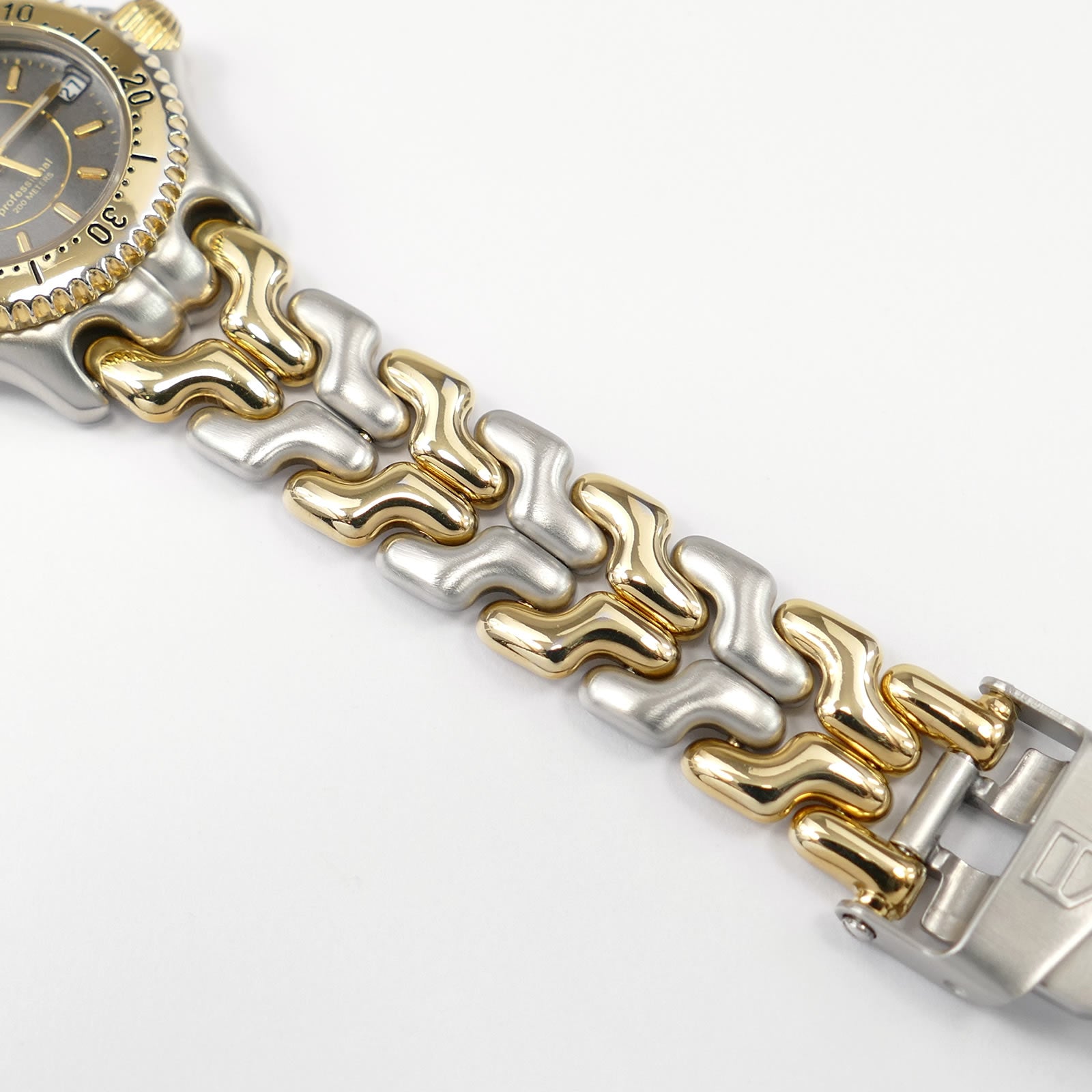 TAG Heuer SEL WG1420-0 alternate stainless steel and18k Gold Plated s-link BB0431-MO bracelet bottom