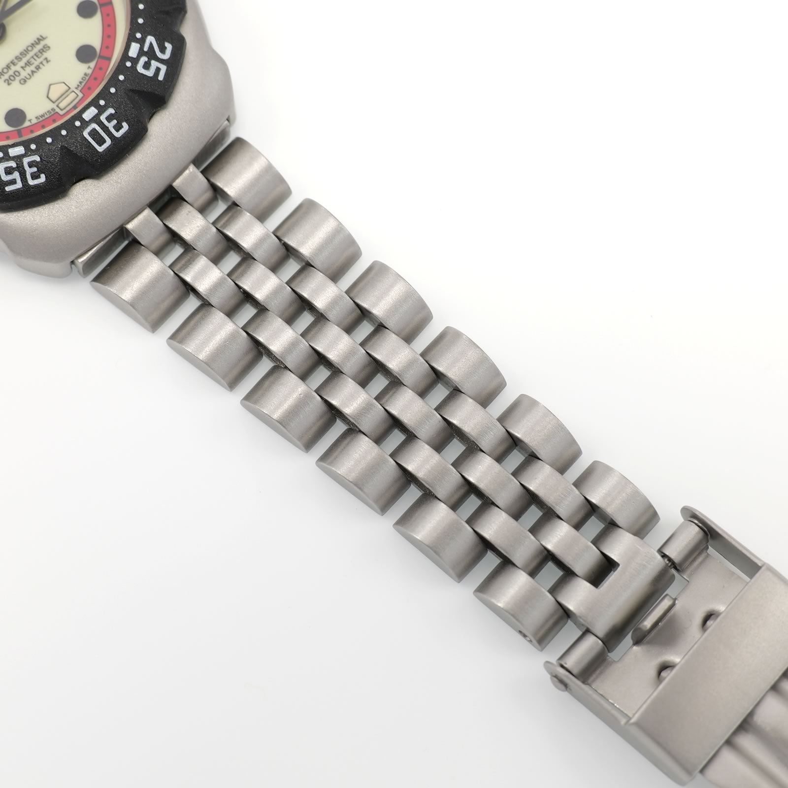 TAG Heuer Formula 1 WA1411 stainless steel bracelet bottom