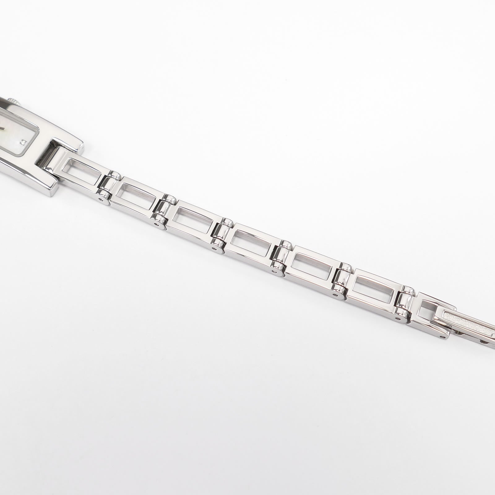 Gucci 3900L stainless steel bracelet bottom