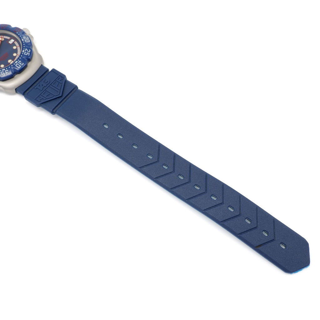 TAG Heuer Formula 1 370.513 blue plastic strap bottom