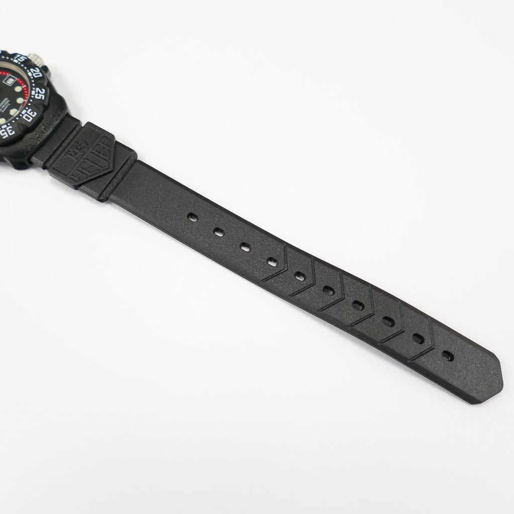 TAG Heuer Formula 1 383.508 New Black Plastic Strap bottom