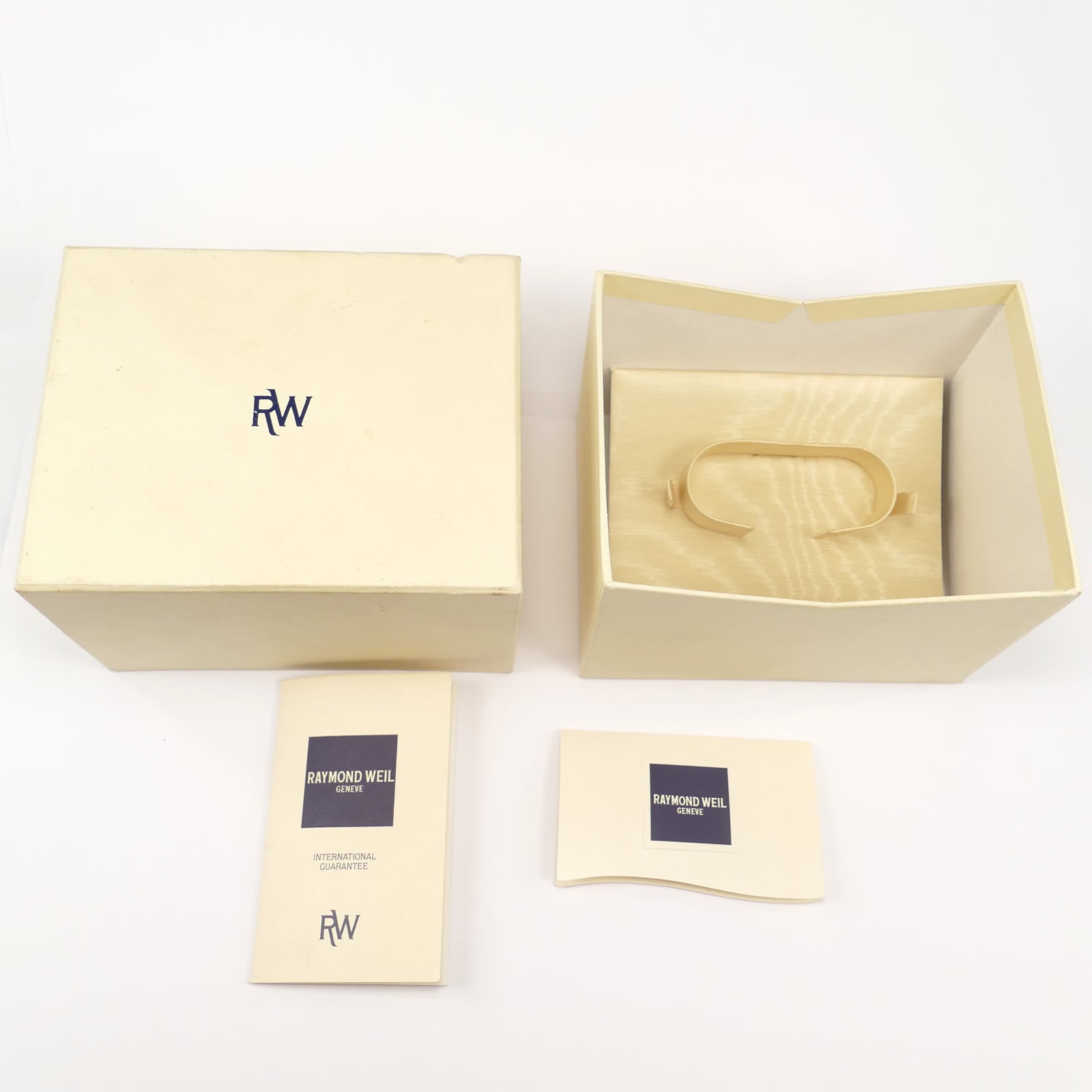 Raymond Weil Tango 5560 box and booklet