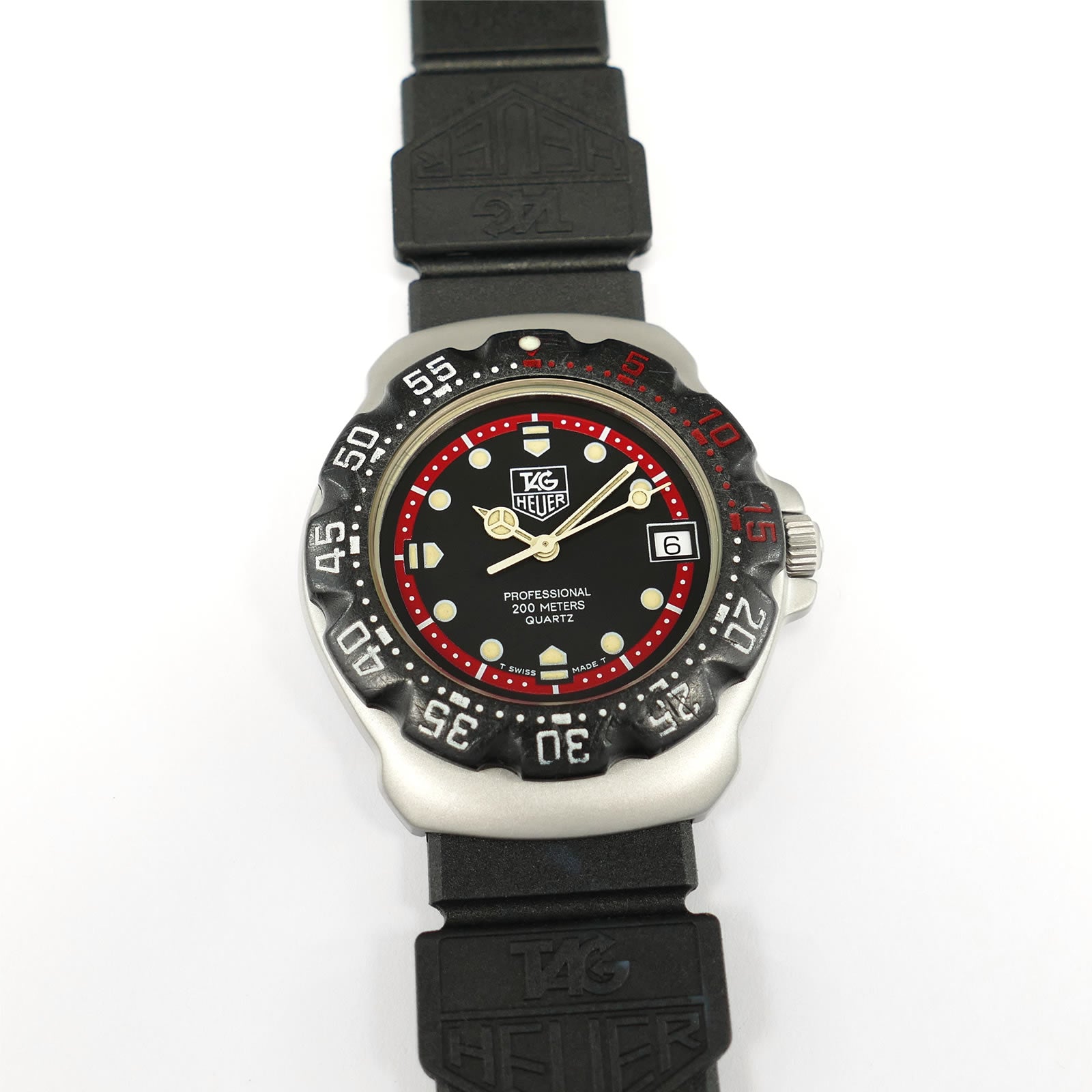 TAG Heuer Formula 1 WA1214 Black & Red Dial Men's 35mm Mid Size