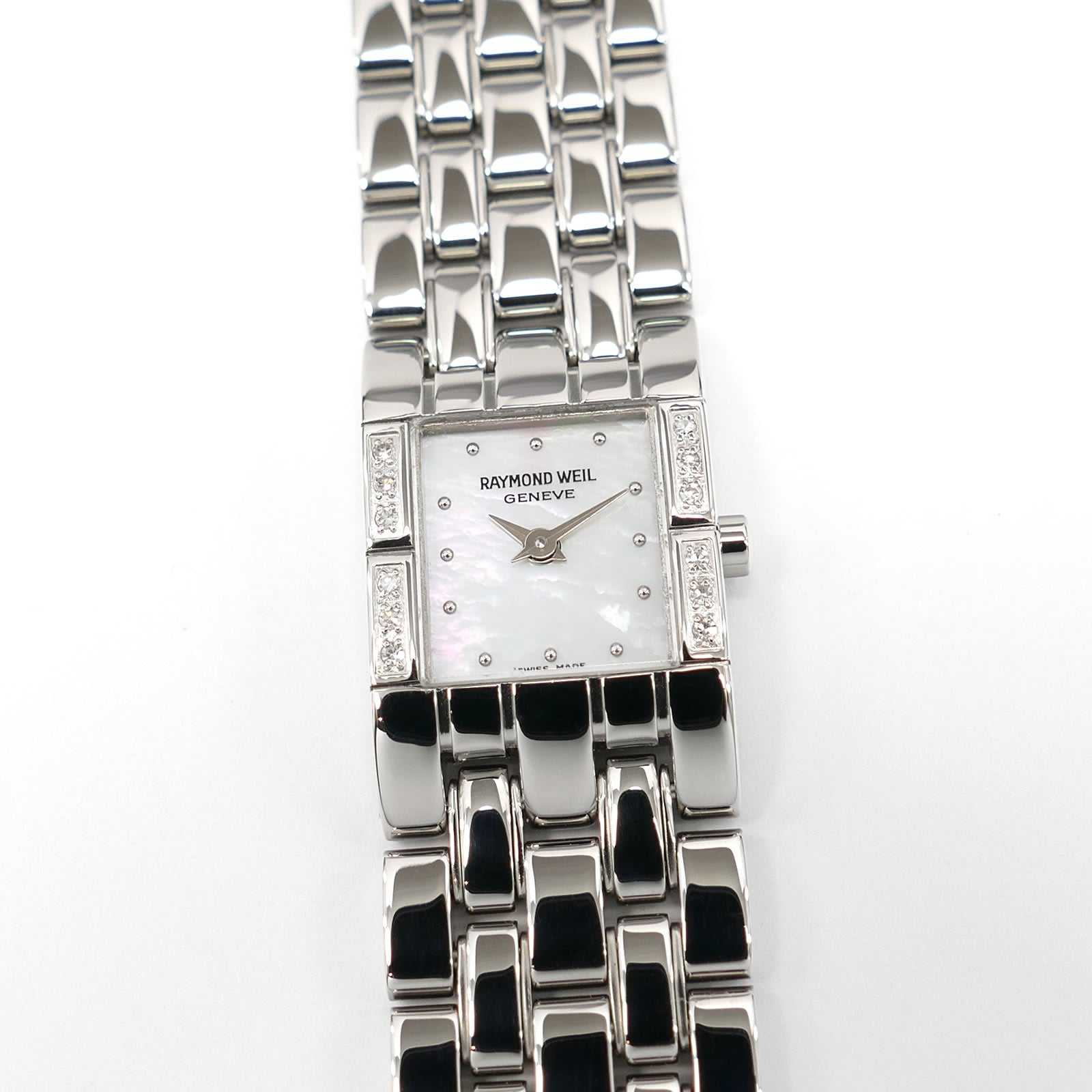 Raymond Weil Tema 5886 White Mother of Pearl Dial and 12 Diamonds Ladies 17mm