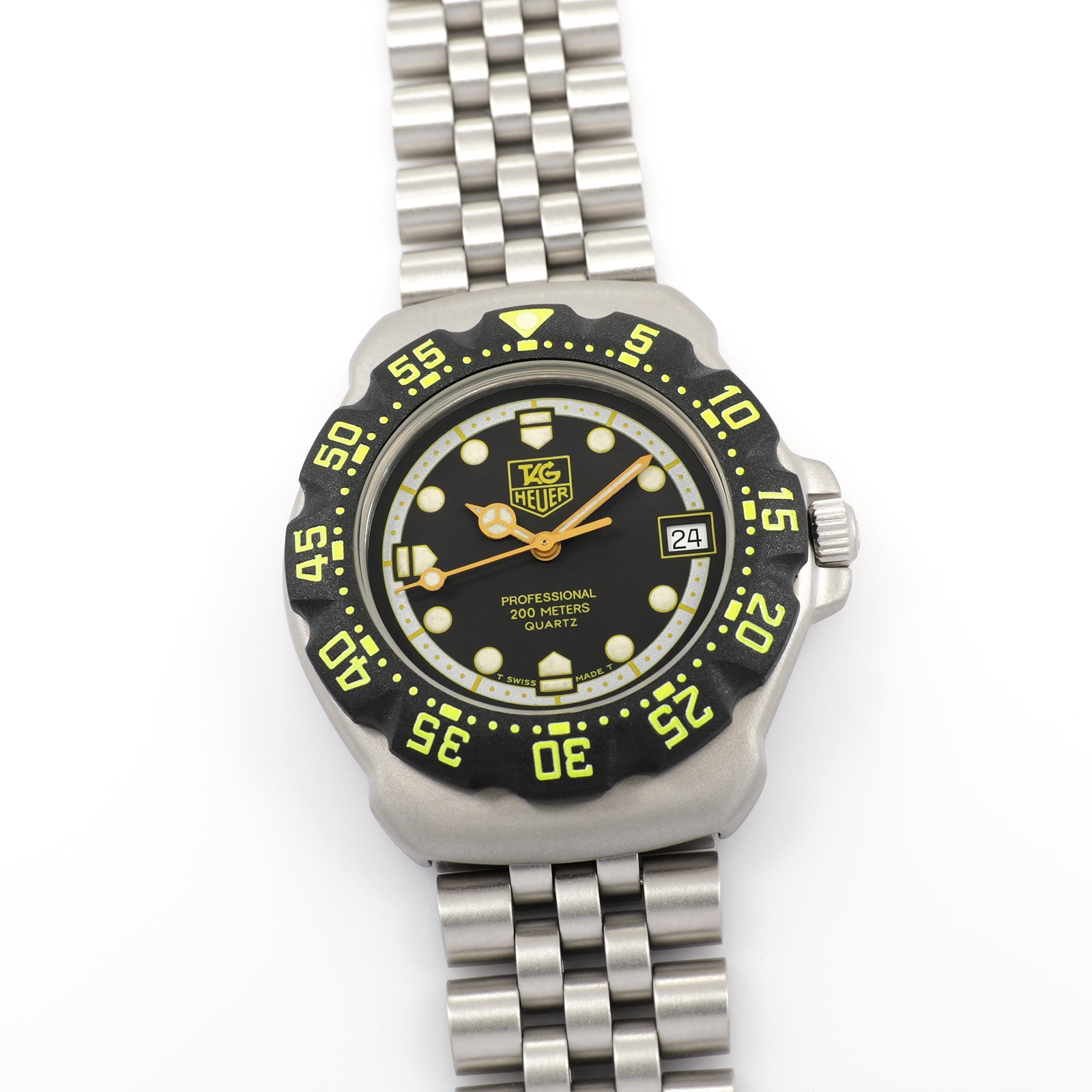 TAG Heuer Formula 1 WA1216 Black & Yellow Vintage F1 Mid Size Men's 35mm Unisex