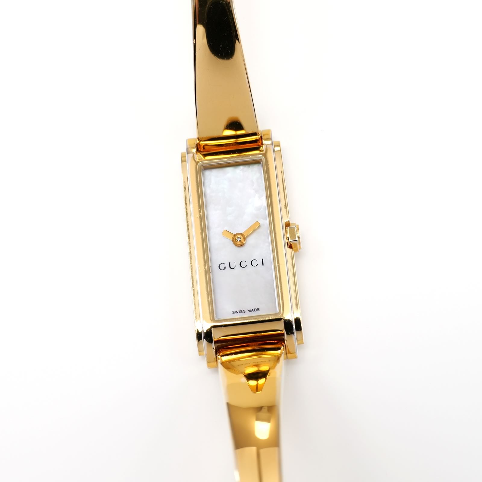 Gucci G-Line 109 White Mother of Pearl Dial 18k Gold Plated YA109525 Ladies 14mm