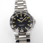 Oris Aquis 7653 Men's 43mm Black Dial Automatic Box & Papers 01 733 7653 4159-07 8 26 01PEB