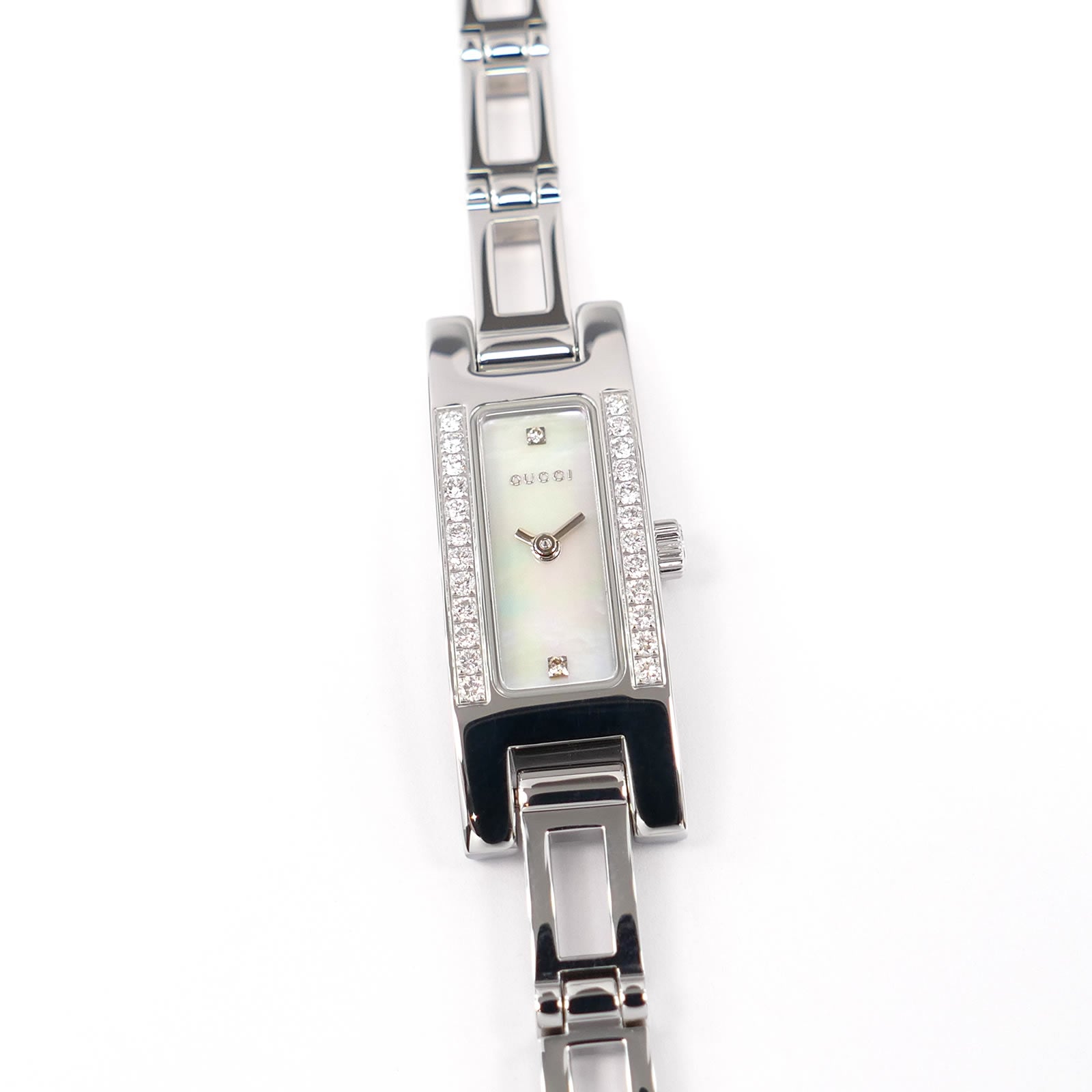 Gucci 3900L White Mother of Pearl Dial with 26 Diamonds Rectangular Ladies 12mm