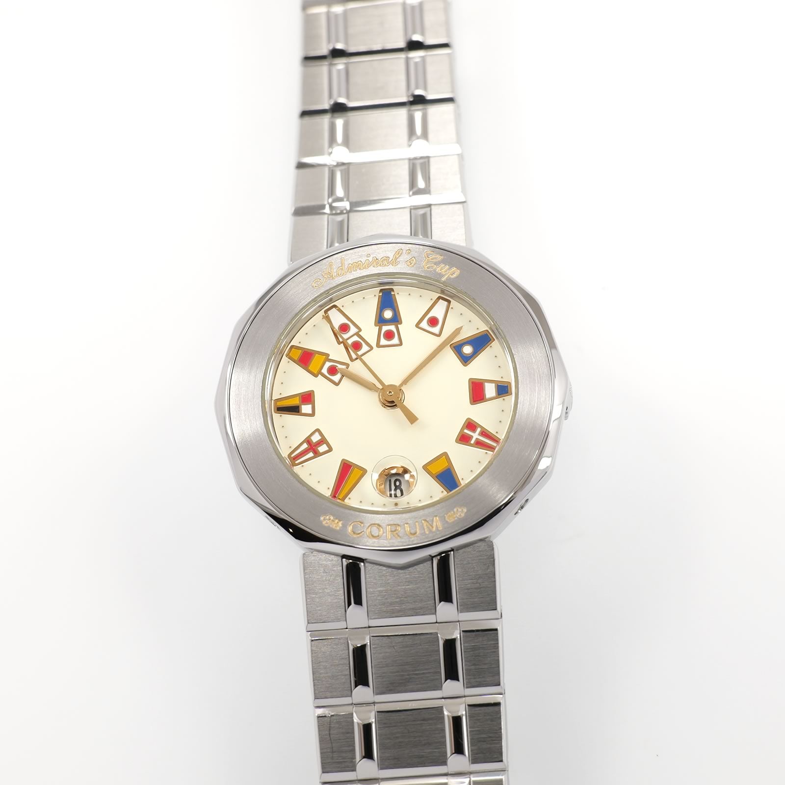 Corum Admiral's Cup 39.610.20 Ladies 27mm Cream Dial Nautical Pennants V50B