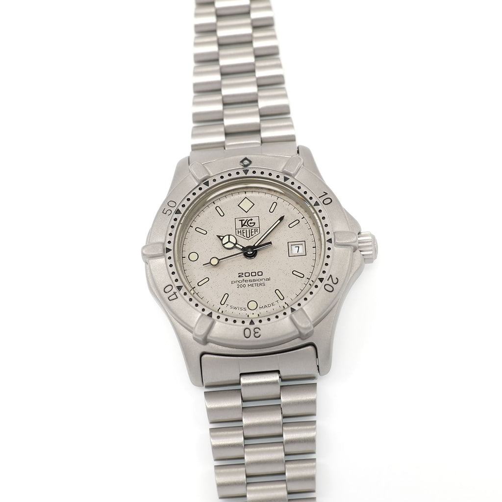 TAG Heuer 2000 Vintage 962.215 Ladies 30mm Silver/Grey Dial Professional Date