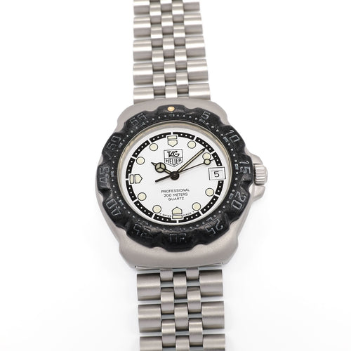 TAG Heuer Formula 1 WA1218 Men's 35mm White and Black Mid Size Vintage Unisex F1