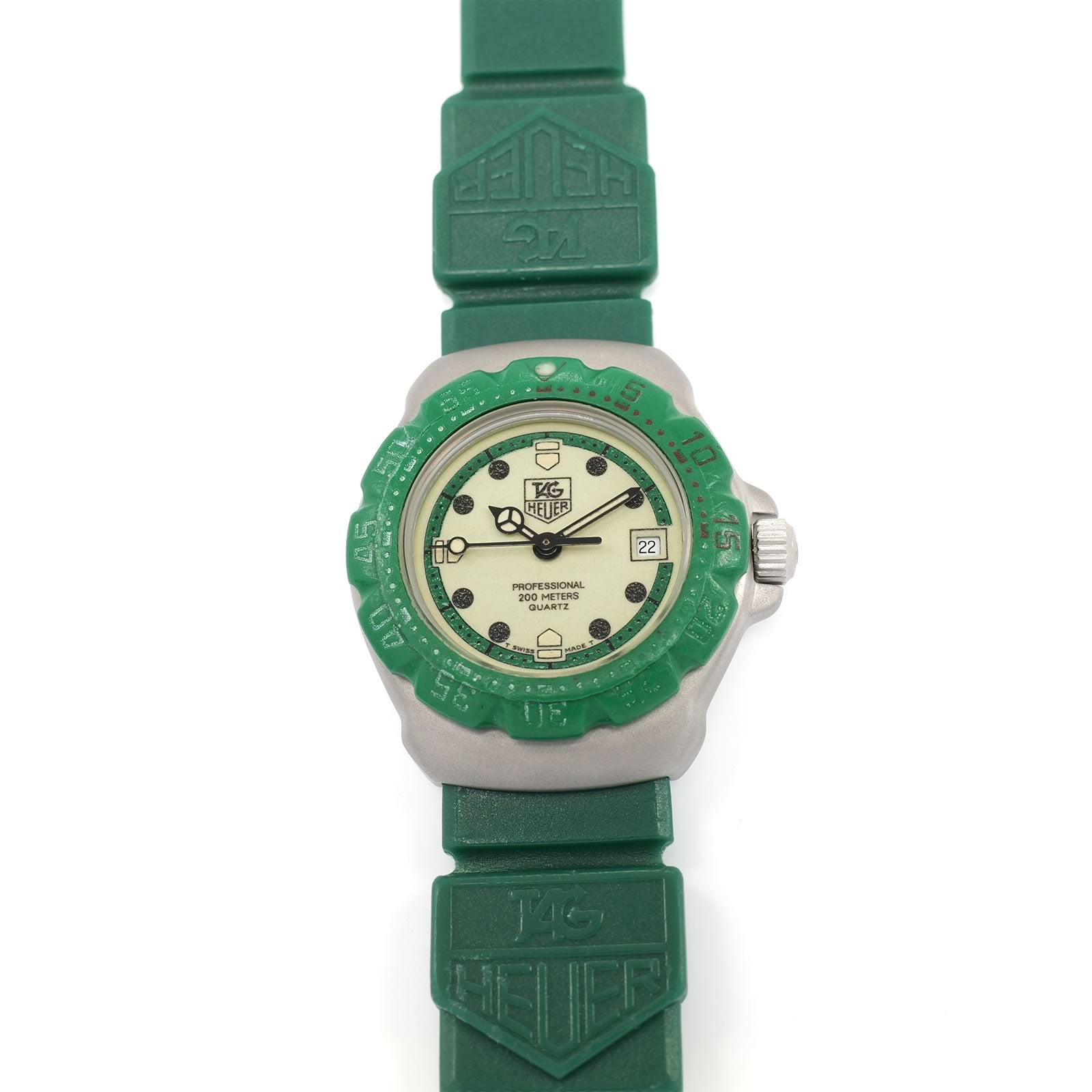 TAG Heuer Formula 1 WA1412 Ladies 29mm Luminous Dial Green Accents Vintage F1