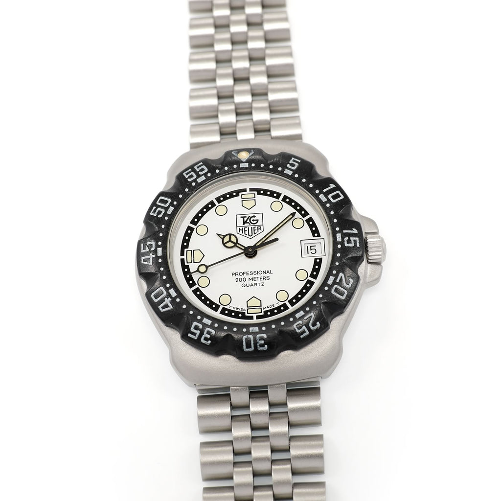 TAG Heuer Formula 1 WA1218 Men's 35mm White and Black Mid Size Vintage Unisex F1