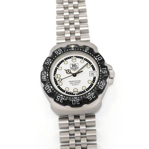TAG Heuer Formula 1 WA1218 Men's 35mm White and Black Mid Size Vintage Unisex F1