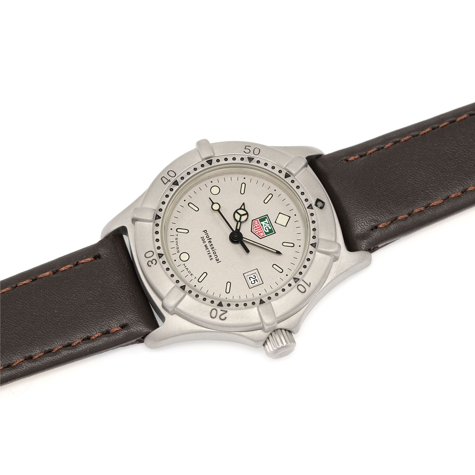 TAG Heuer 2000 Vintage 962.215 Ladies 30mm Silver/Grey Dial