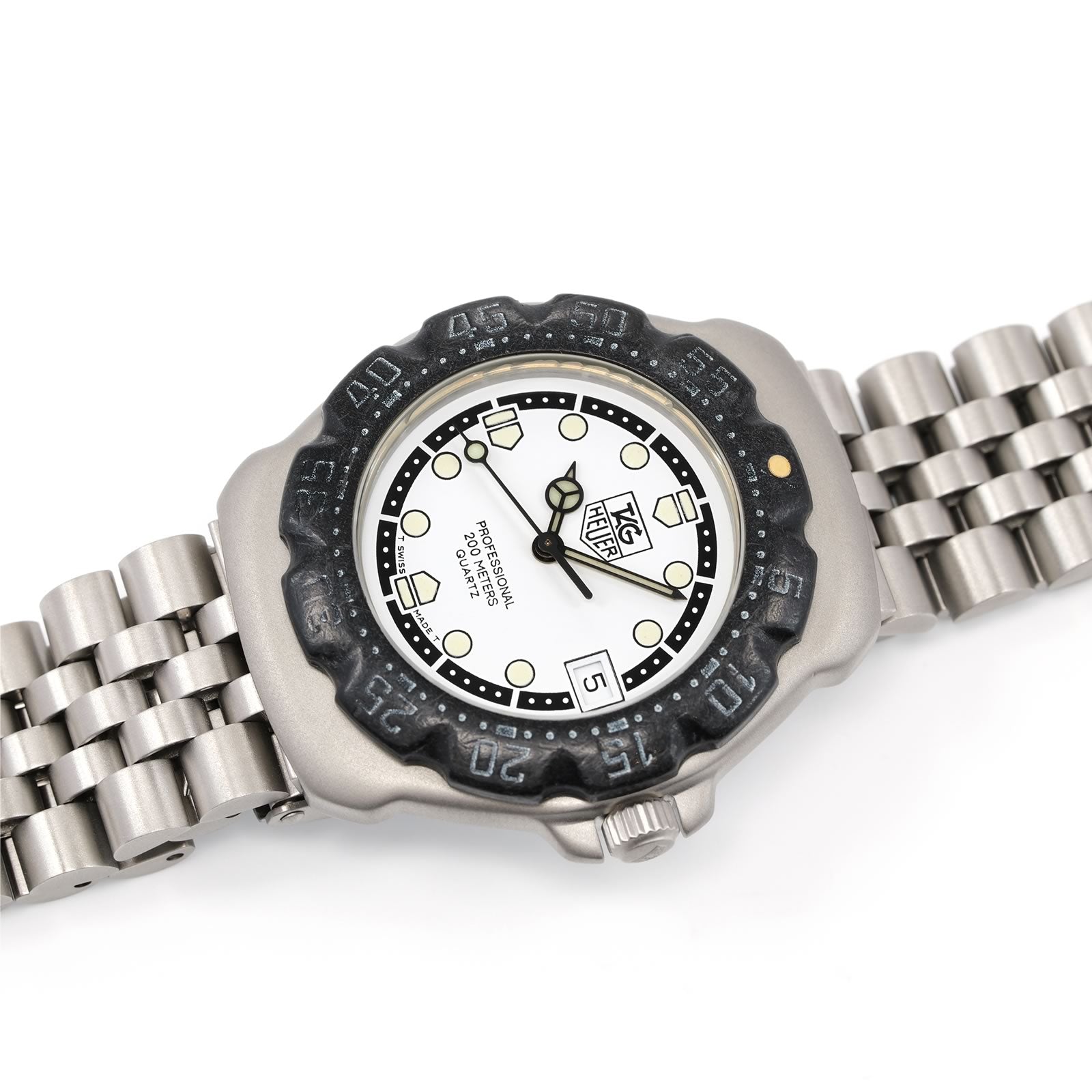 TAG Heuer Formula 1 WA1218 White and Black Mid Size 35mm watch