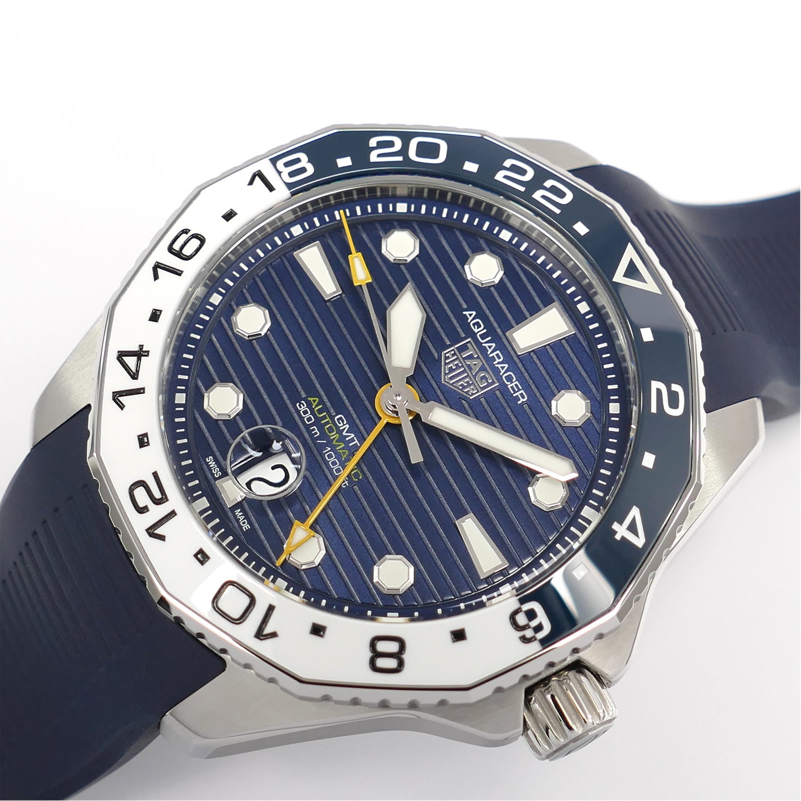 New TAG Heuer Aquaracer GMT Blue Calibre - Main Image