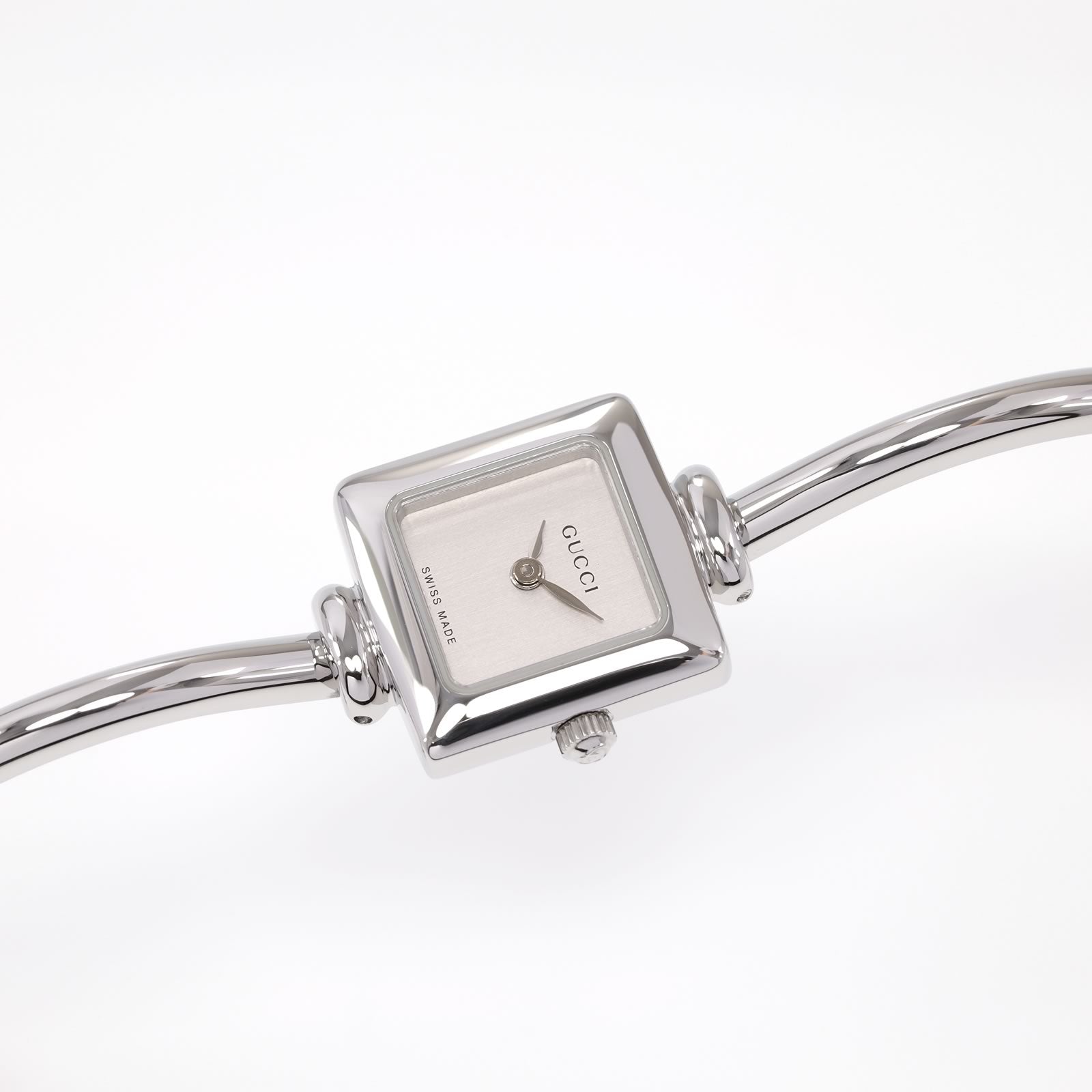 Gucci 1900L Ladies Silver Dial Square Watch on Bangle Stainless Steel