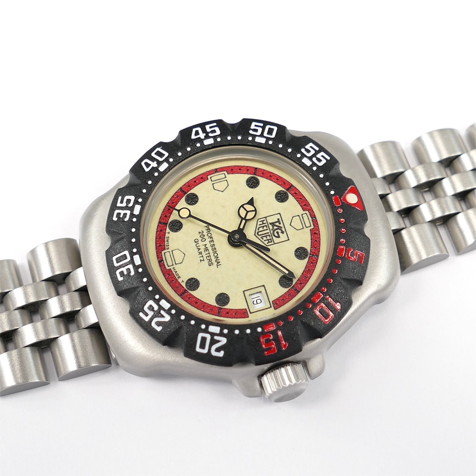 TAG Heuer Formula 1 371.508 Luminous Dial with red accents