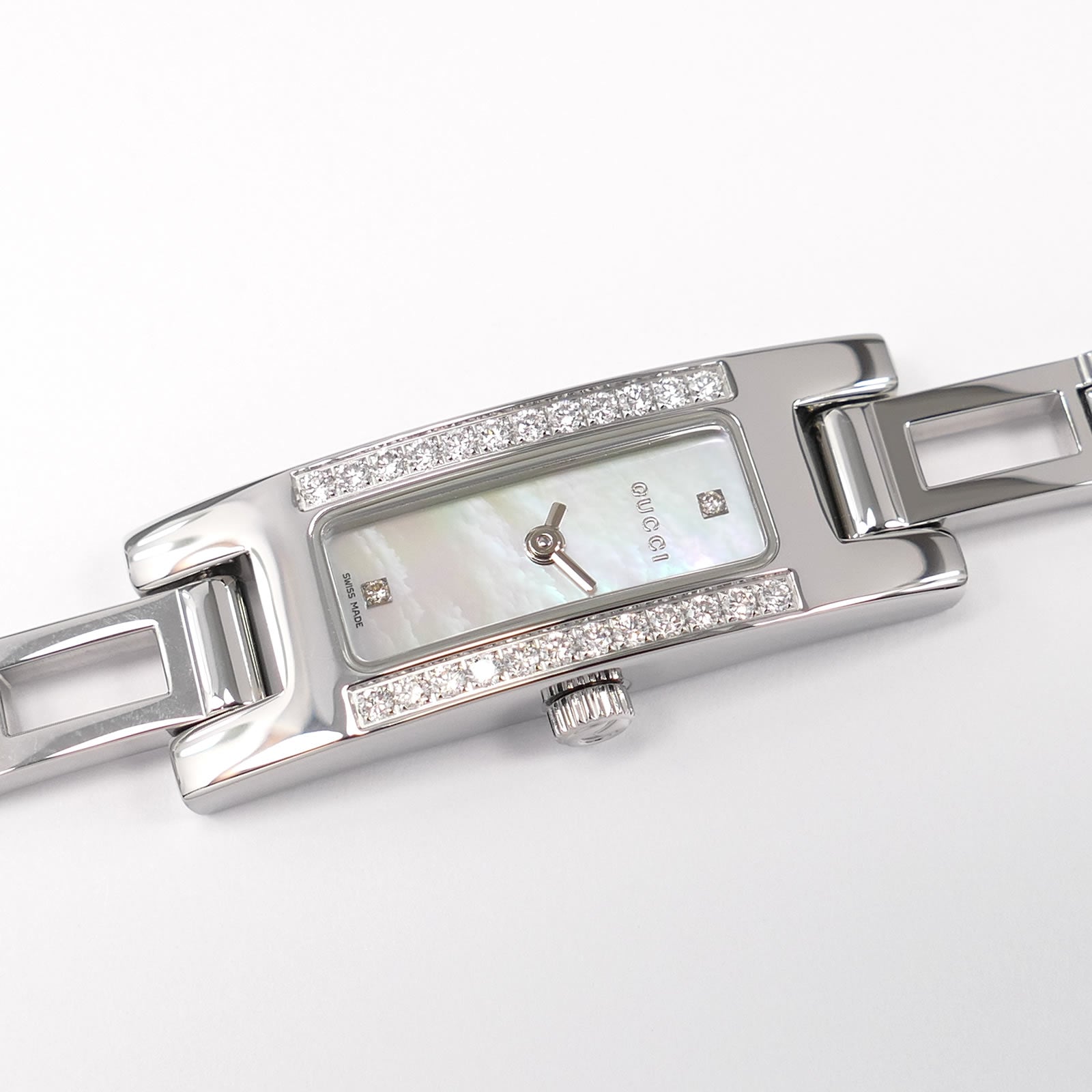 Gucci 3900L White Mother of Pearl Dial