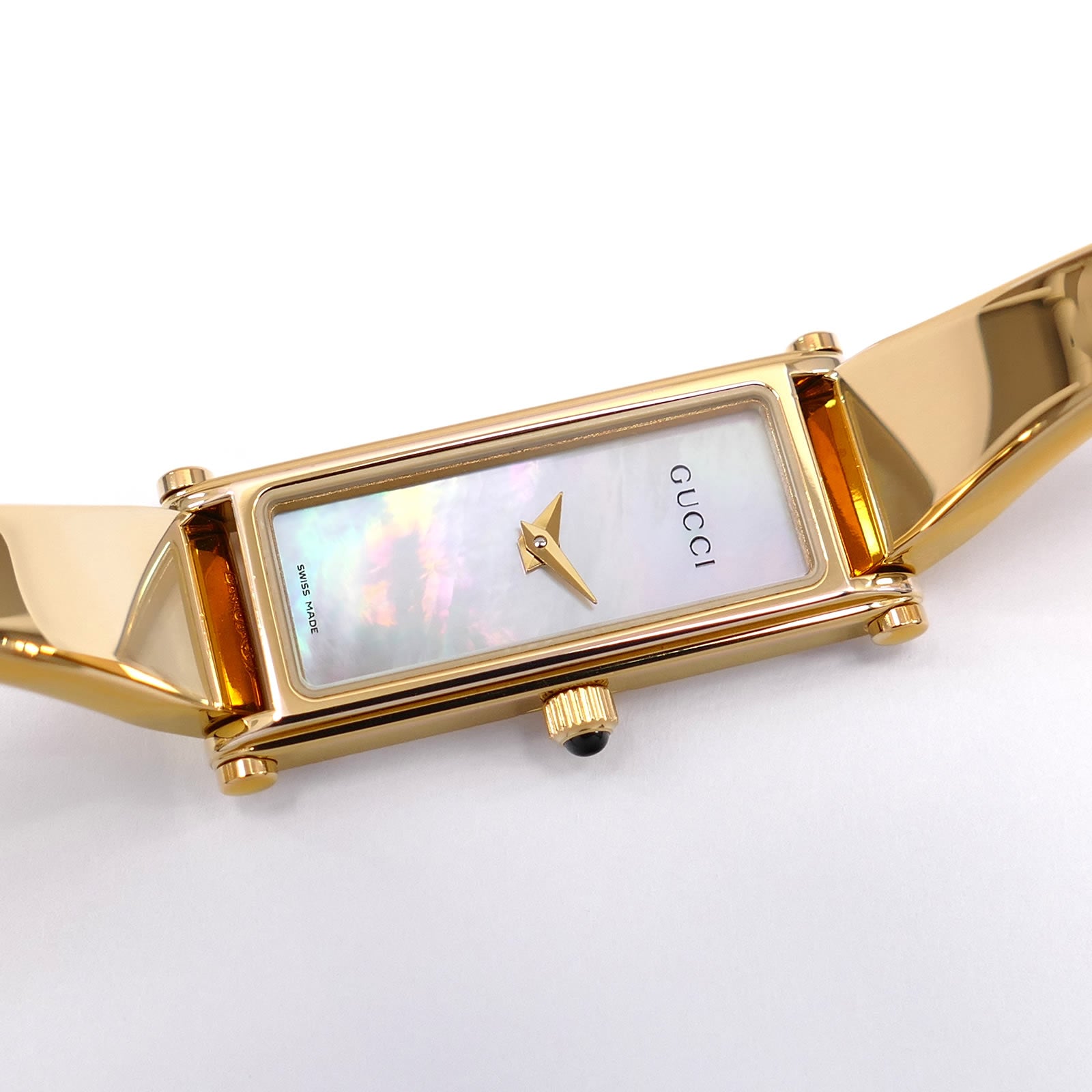 Gucci 1500L White Rectangular Mother of Pearl Dial