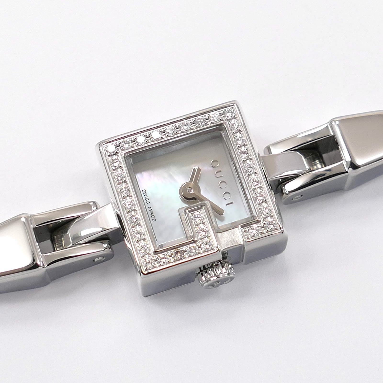 Gucci Mini G 102 White 32 Diamonds Mother of Pearl